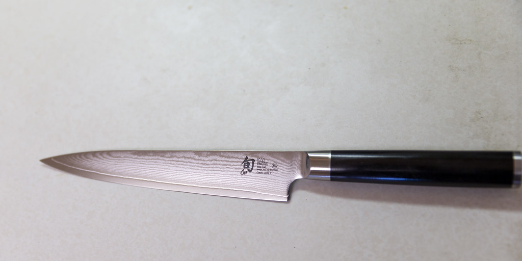 Damascus steel knife